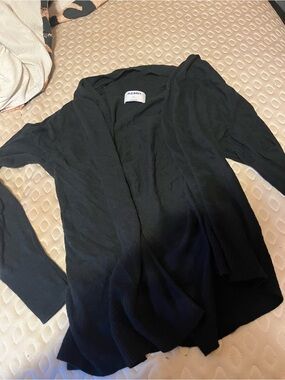 Medium black old navy cardigan